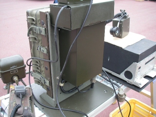 �N���b�N����Ƒ唻�Ō����܂�